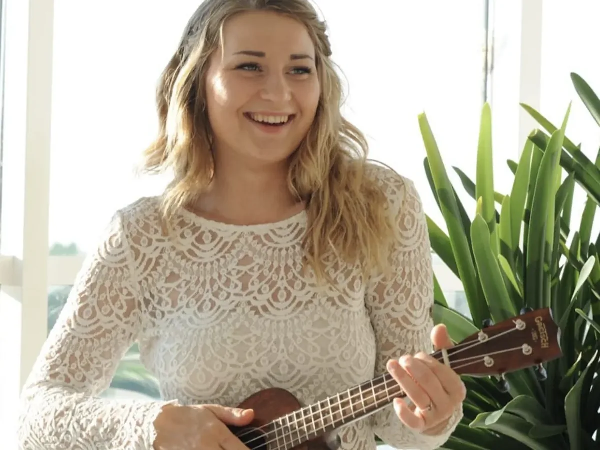 Ukulele lesson at Morningside School of Music